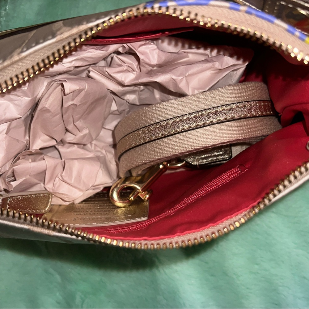 🪻Coach Poppy Daisy Pink and Gold Floral Shoulder Bag y2k NWT HTF New Condition - Picture 7 of 10
